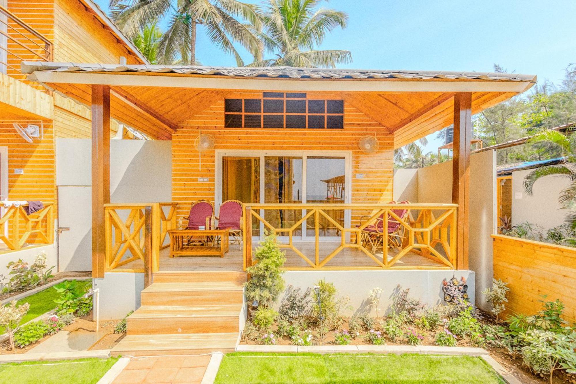 The O2H Agonda Beach Resort エクステリア 写真
