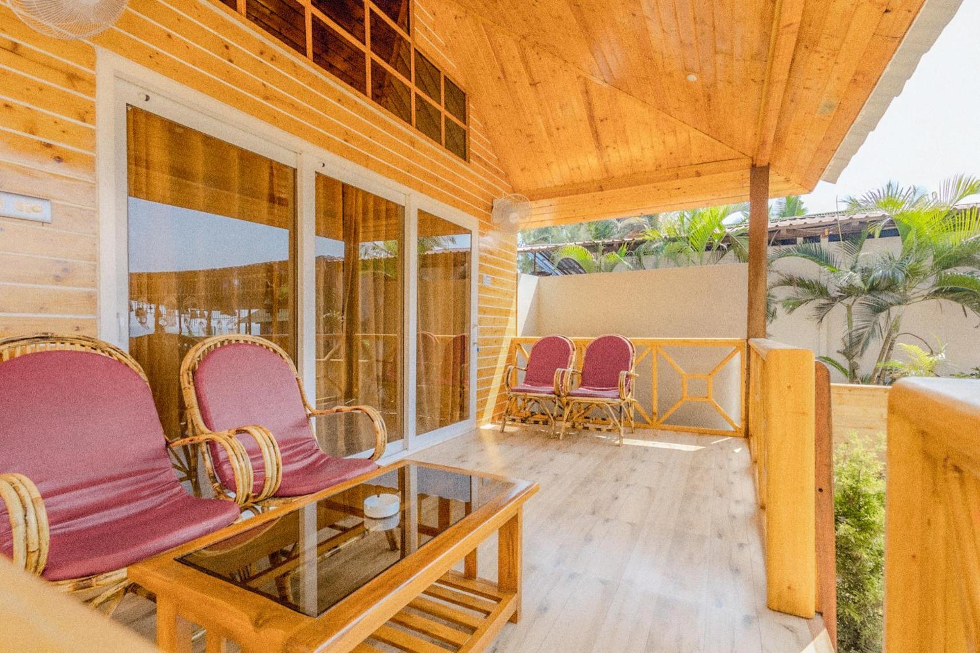 The O2H Agonda Beach Resort エクステリア 写真