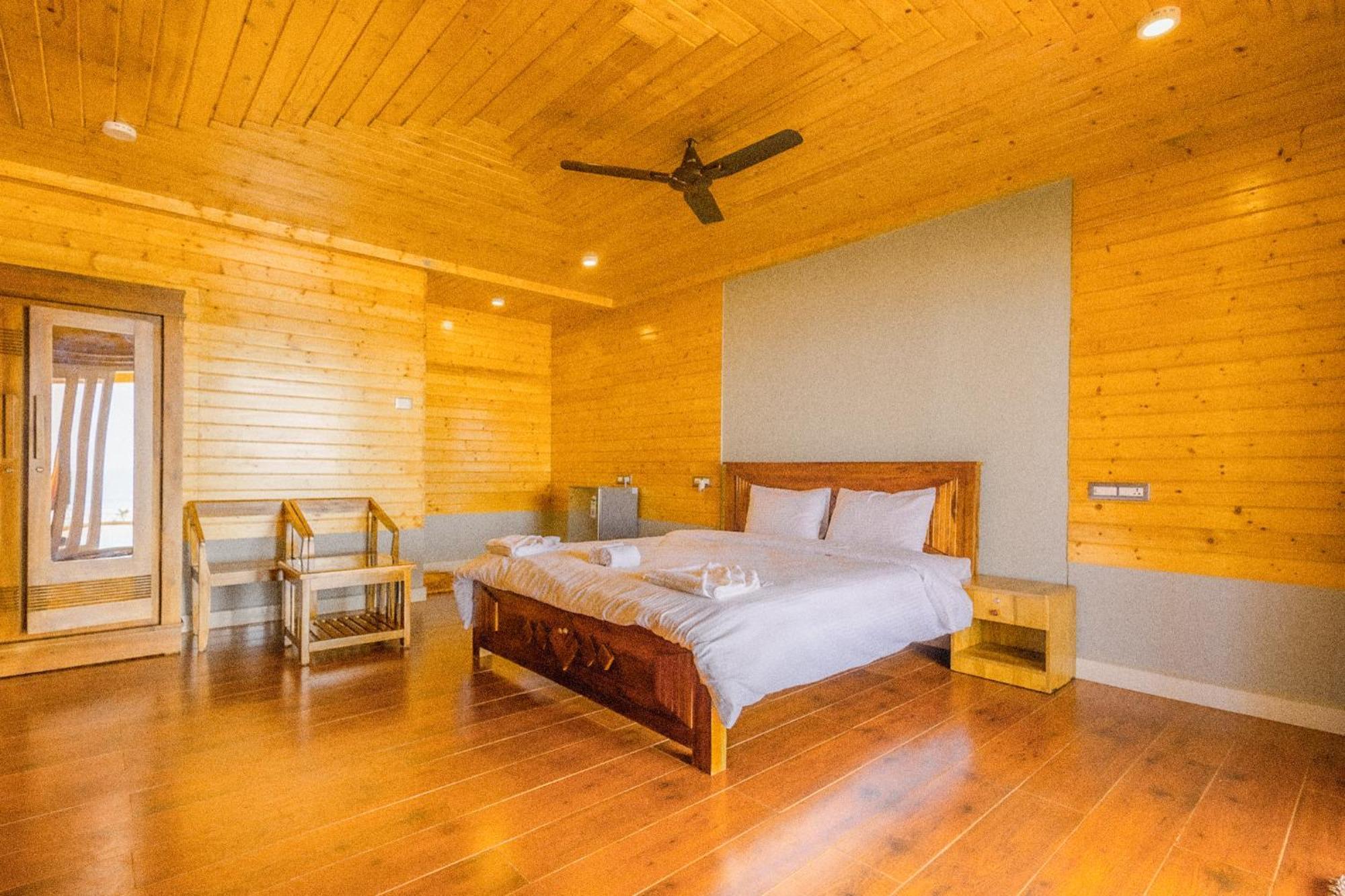 The O2H Agonda Beach Resort エクステリア 写真
