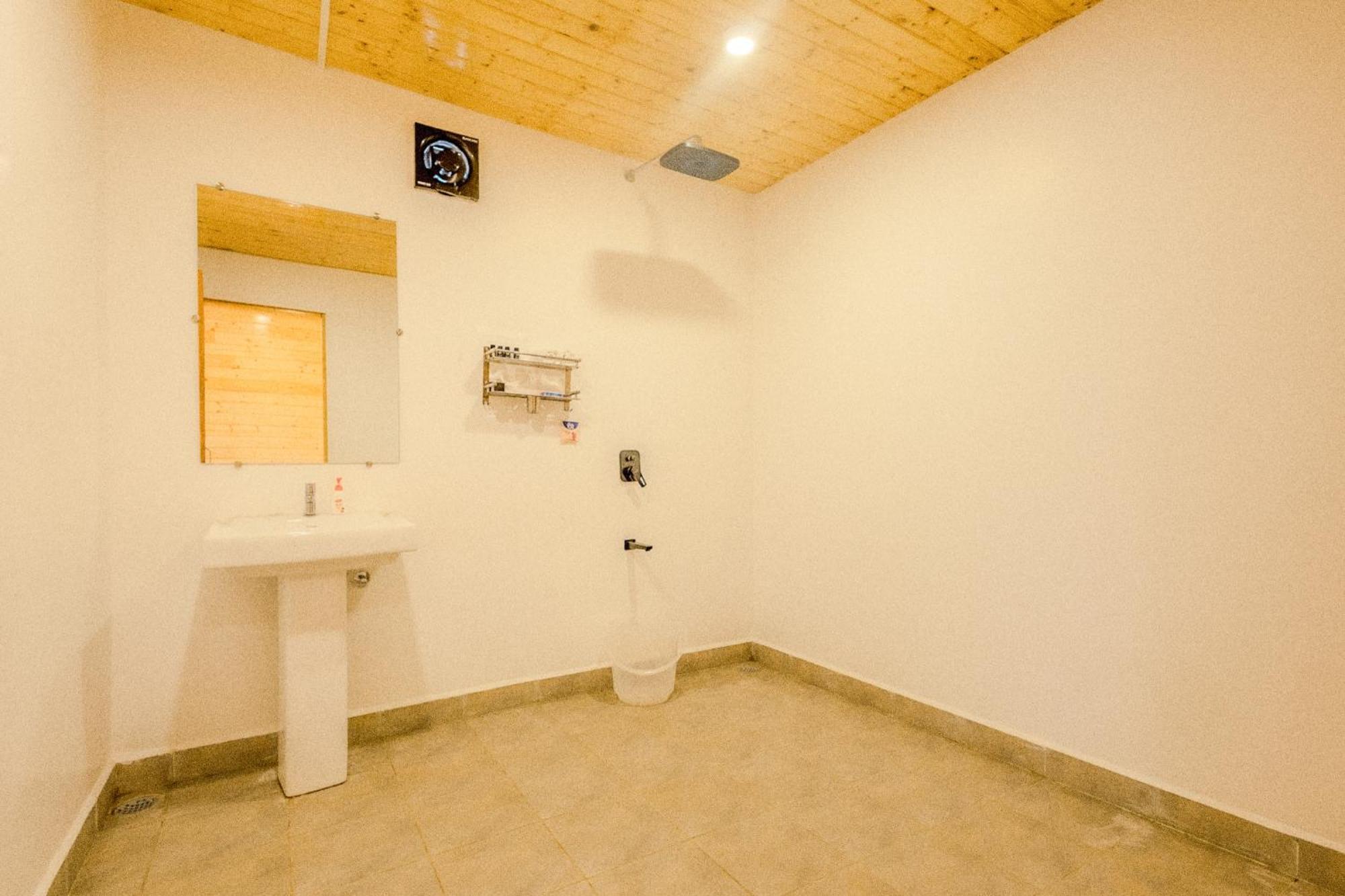 The O2H Agonda Beach Resort エクステリア 写真