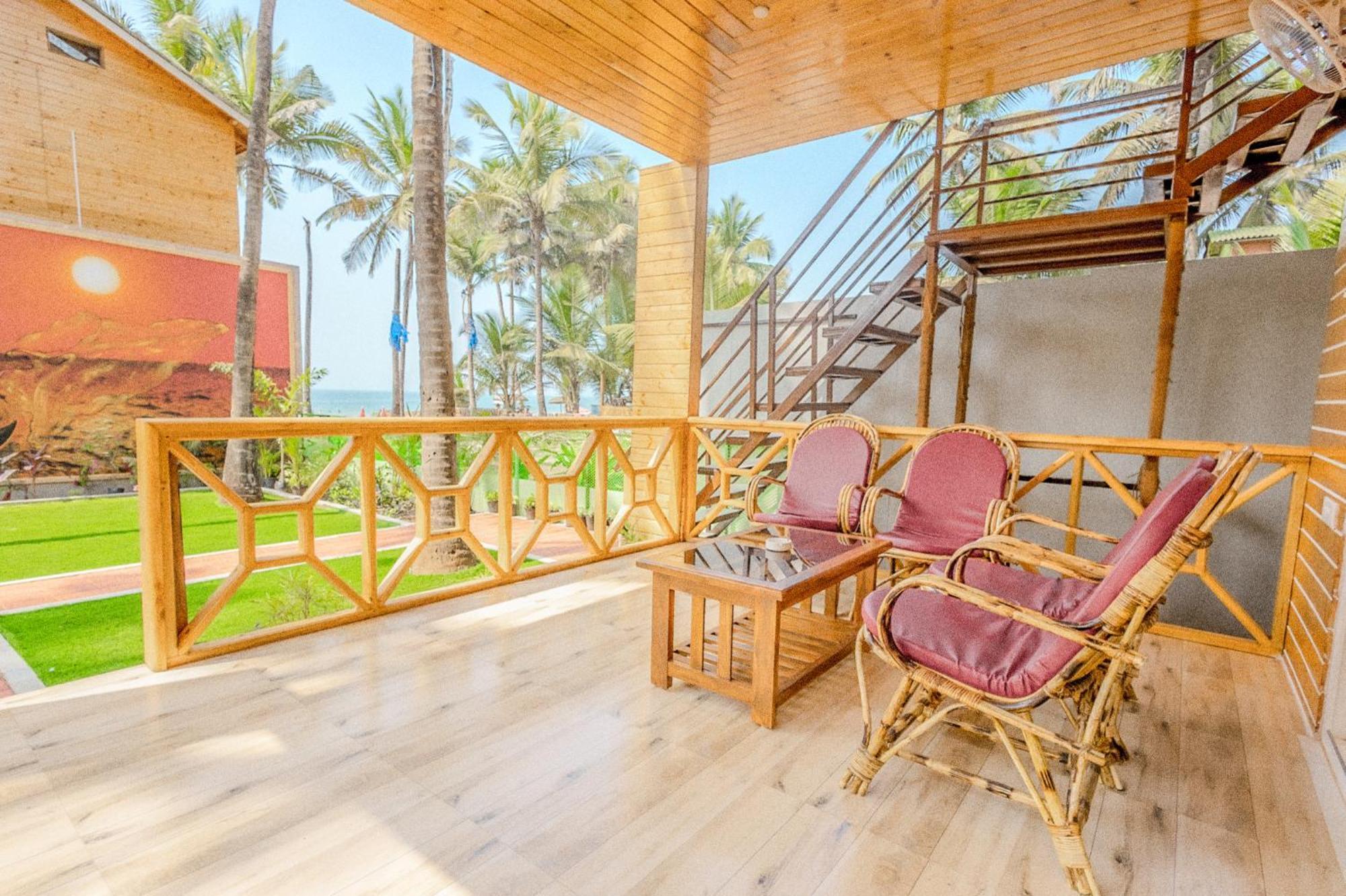 The O2H Agonda Beach Resort エクステリア 写真